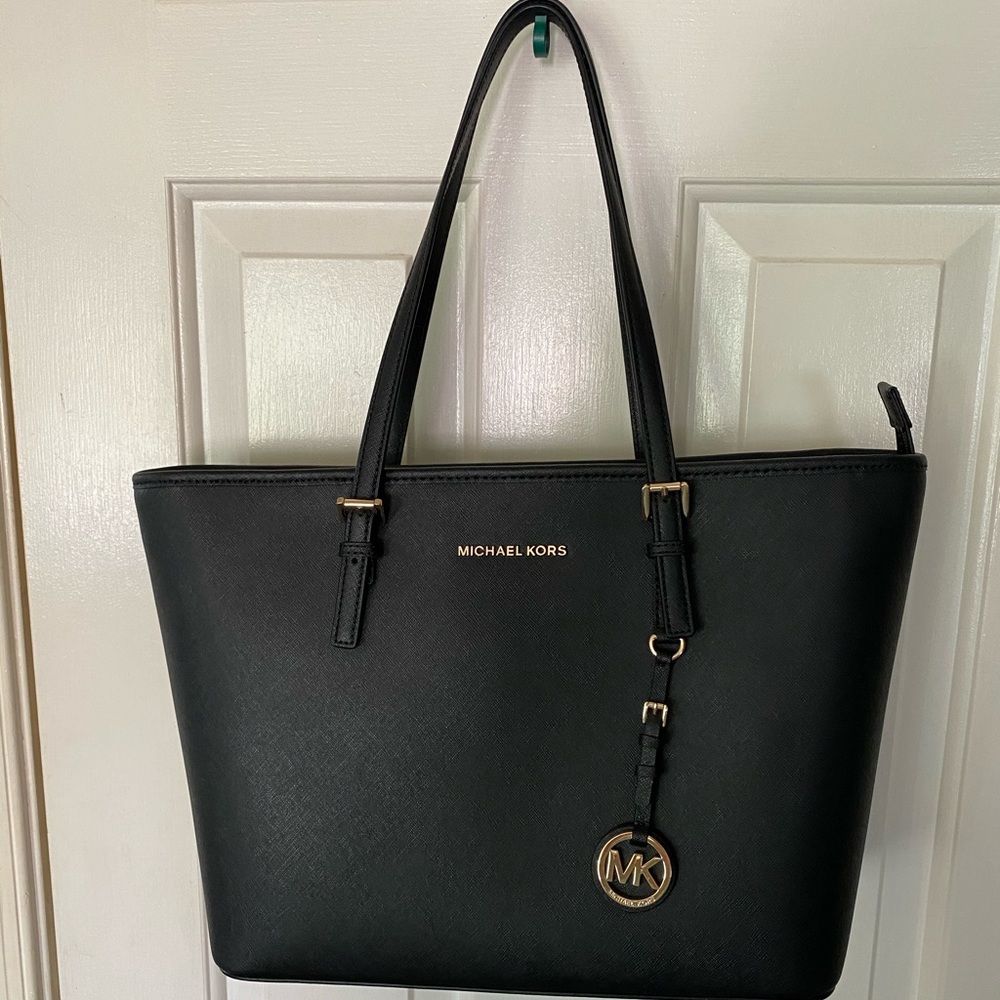 Michael Kors Jet Set Travel Tote